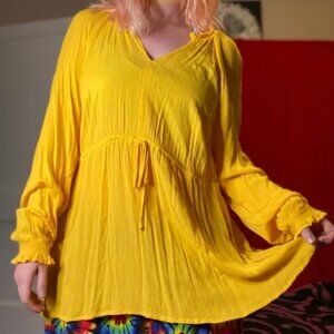 NWT torrid 2X Esther Peasant Blouse Yellow Goldenrod Long Sleeve Top Flowy Boho